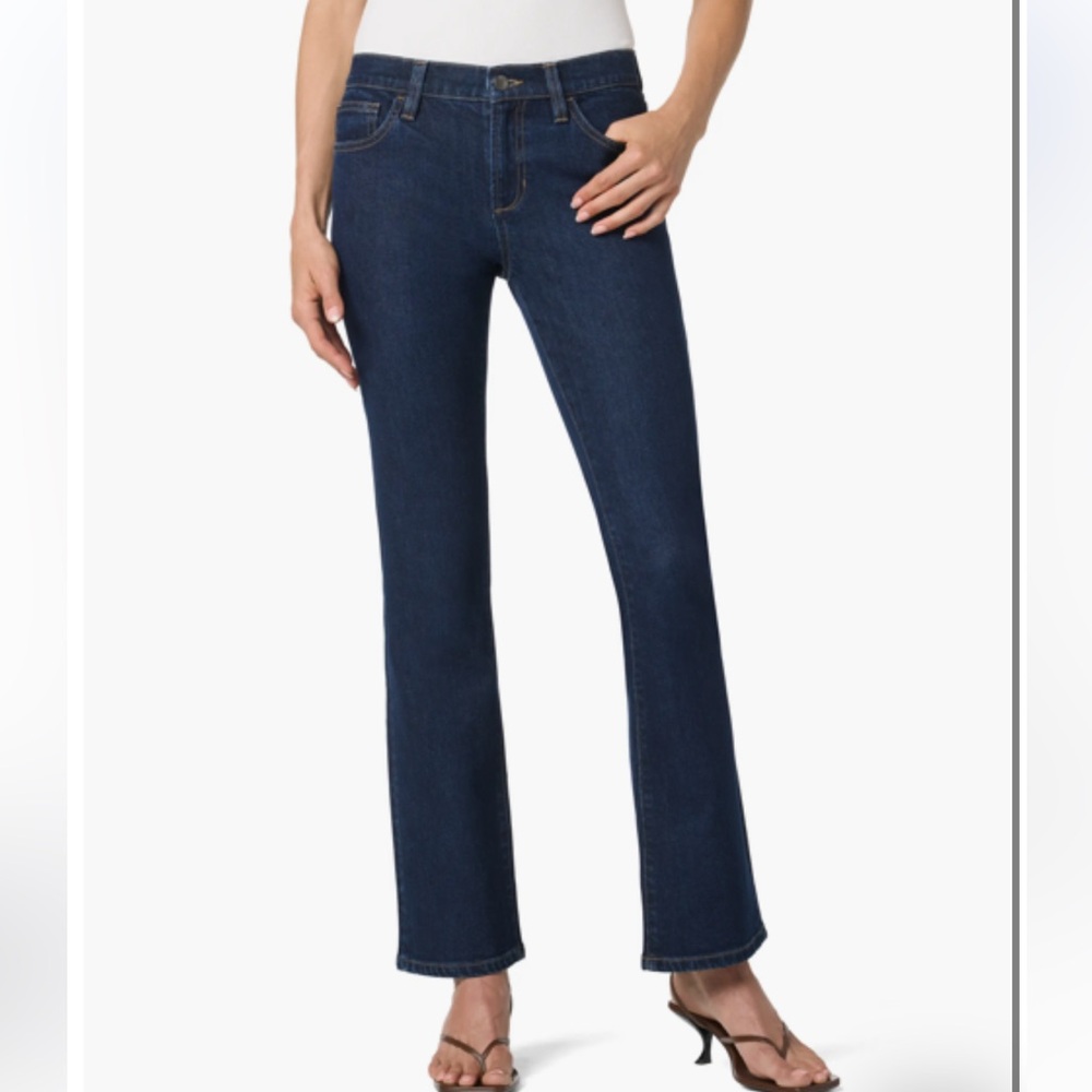 NWT Joe’s Jeans Midrise Petite Bootcut Jeans